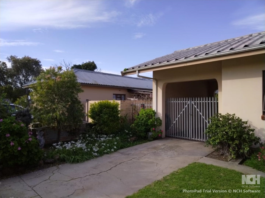 4 Bedroom Property for Sale in Laaiplek Western Cape